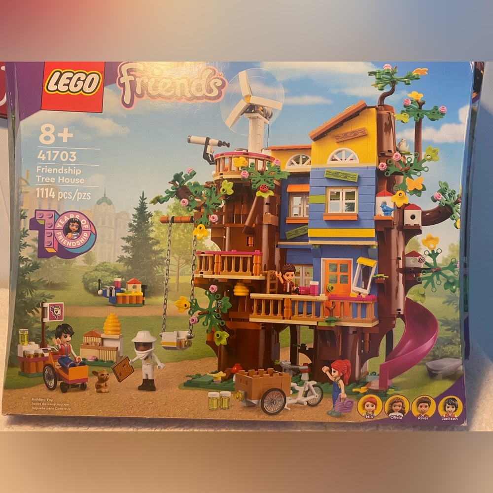 Lego Friends friendship treehouse